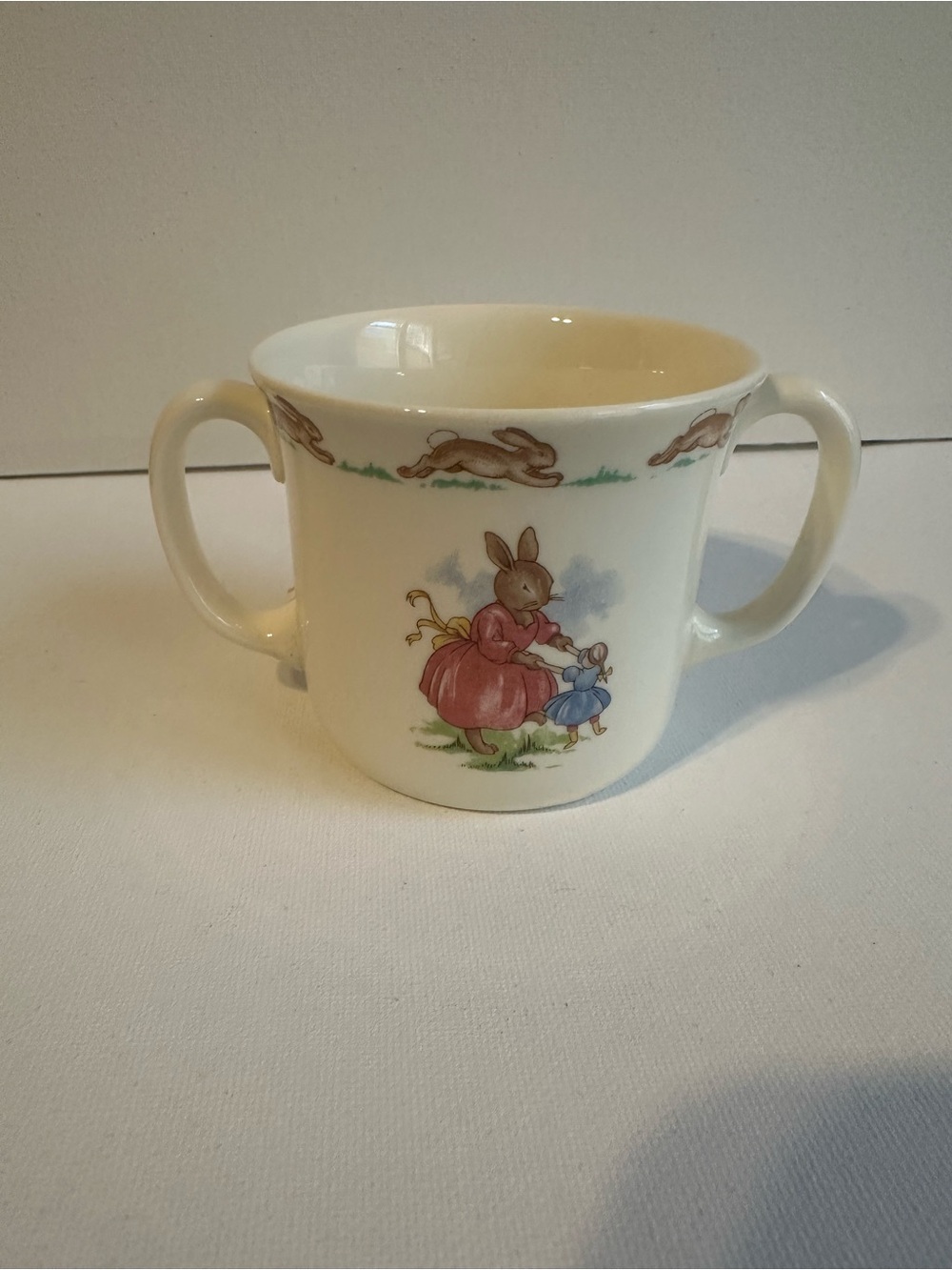 Vintage Royal Doulton Bunnykins Cream Double-Handled Bunny & Child Motif Cup